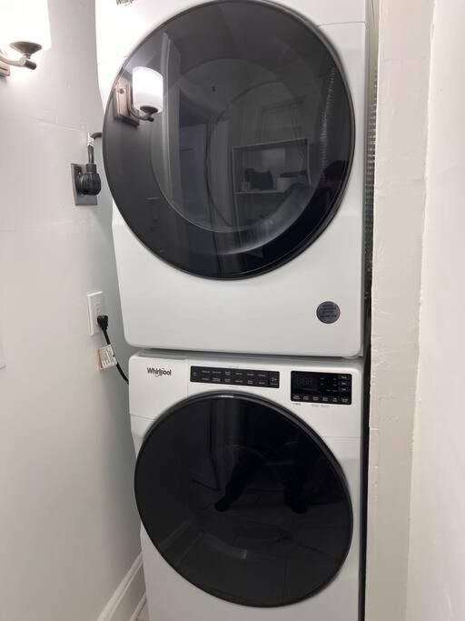 Renovated Brady St. Classic Milwaukee Ngoại thất bức ảnh