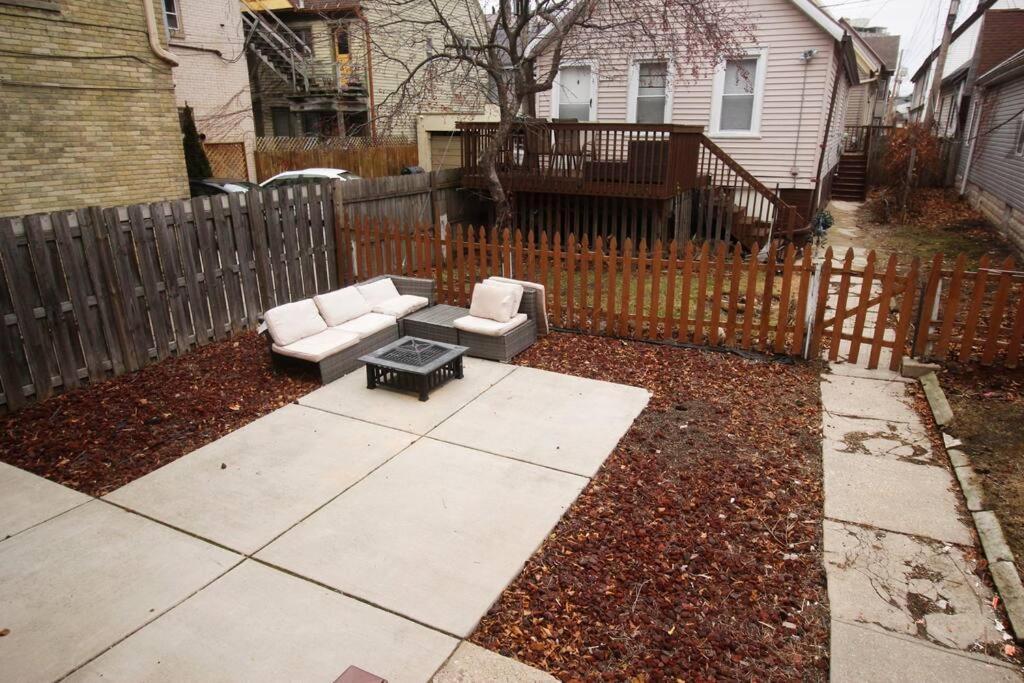 Renovated Brady St. Classic Milwaukee Ngoại thất bức ảnh
